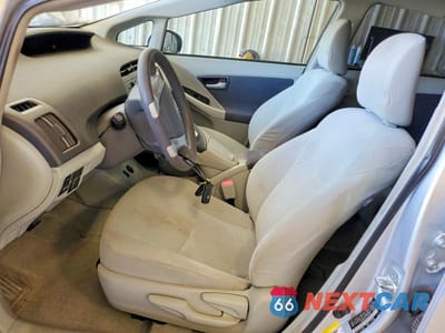 Zdjęcie 7 z 12 samochodu: 2011 TOYOTA PRIUS THREE VIN:JTDKN3DU9B1409930 - miniatura