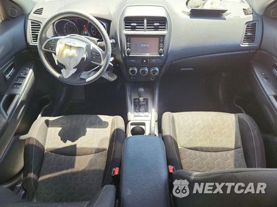 Zdjęcie 8 z 14 samochodu: 2020 MITSUBISHI OUTLANDER SPORT ES VIN:JA4AP3AUXLU011730 - miniatura