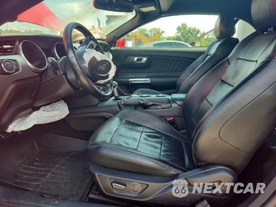 Zdjęcie 7 z 12 samochodu: 2019 FORD MUSTANG VIN:1FATP8UH0K5138608 - miniatura