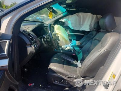 Zdjęcie 7 z 12 samochodu: 2017 FORD EXPLORER XLT VIN:1FM5K7D89HGB62099 - miniatura