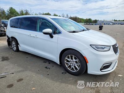 Czwarte zdjęcie samochodu z boku: 2023 CHRYSLER PACIFICA TOURING L VIN:2C4RC1BG9PR533141 - miniatura