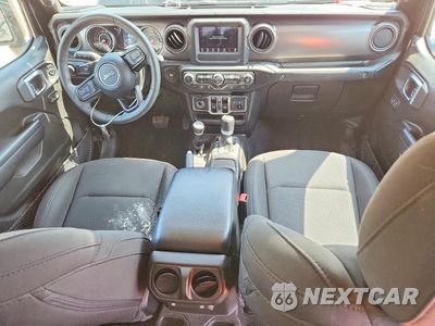 Zdjęcie 8 z 12 samochodu: 2023 JEEP GLADIATOR SPORT VIN:1C6HJTAG6PL577368 - miniatura