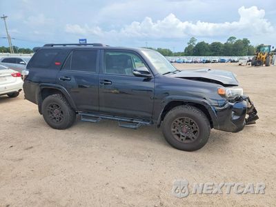 Czwarte zdjęcie samochodu z boku: 2021 TOYOTA 4RUNNER VENTURE EDITION VIN:JTEHU5JR7M5886744 - miniatura