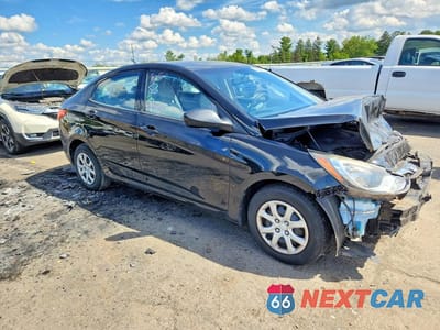 Czwarte zdjęcie samochodu z boku: 2013 HYUNDAI ACCENT GLS VIN:KMHCT4AE8DU556427 - miniatura