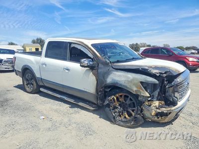Czwarte zdjęcie samochodu z boku: 2021 NISSAN TITAN PLATINUM RESERVE VIN:1N6AA1ED7MN518292 - miniatura
