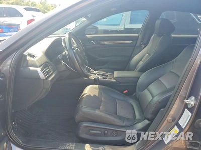 Zdjęcie 7 z 12 samochodu: 2020 HONDA ACCORD SPORT VIN:1HGCV2F39LA020968 - miniatura