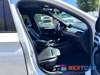 Zdjęcie 12 z 12 samochodu: 2018 BMW X1 SDRIVE28I MSPT VIN:WBXHU7C33J5L09376 - miniatura