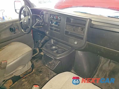 Zdjęcie 8 z 13 samochodu: 2008 CHEVROLET EXPRESS G3500 VIN:1GCHG35K581108677 - miniatura