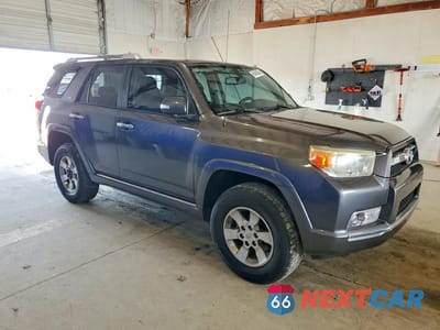 Czwarte zdjęcie samochodu z boku: 2010 TOYOTA 4RUNNER SR5 VIN:JTEBU5JR7A5017305 - miniatura