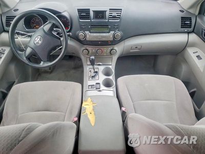 Zdjęcie 8 z 13 samochodu: 2008 TOYOTA HIGHLANDER BASE VIN:JTEES41A082095332 - miniatura