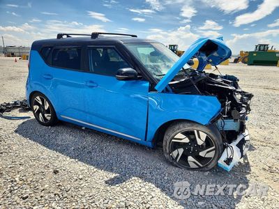 Czwarte zdjęcie samochodu z boku: 2023 KIA SOUL GT LINE VIN:KNDJ53AU9P7209179 - miniatura