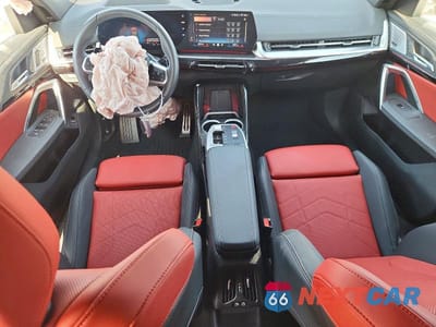 Zdjęcie 8 z 14 samochodu: 2025 BMW X2 XDRIVE28I VIN:WBX63GM00S5259360 - miniatura