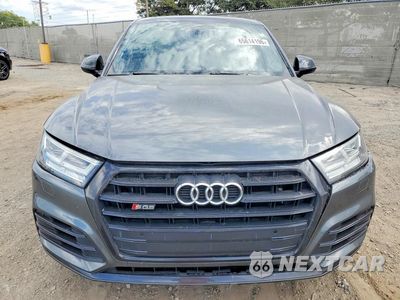 Piąte zdjęcie samochodu w środku: 2020 AUDI SQ5 PREMIUM PLUS VIN:WA1B4AFY8L2061793 - miniatura