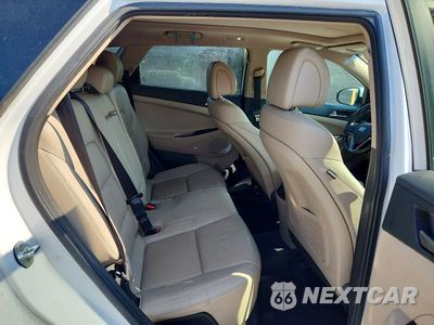 Zdjęcie 11 z 13 samochodu: 2018 HYUNDAI TUCSON LIMITED VIN:KM8J33A20JU722877 - miniatura