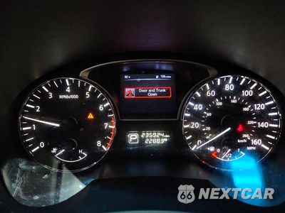 Zdjęcie 9 z 12 samochodu: 2015 NISSAN ALTIMA 2.5 S VIN:1N4AL3AP1FC478448 - miniatura