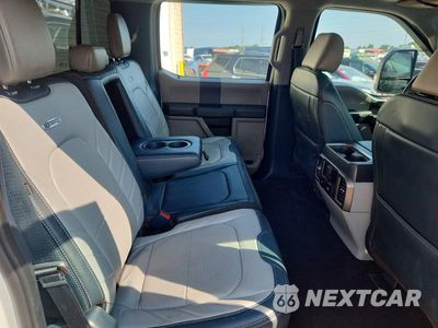 Zdjęcie 10 z 12 samochodu: 2022 FORD F450 SUPER DUTY VIN:1FT8W4DT8NEG10042 - miniatura