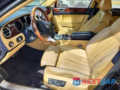 Zdjęcie 7 z 13 samochodu: 2006 BENTLEY CONTINENTAL FLYING SPUR VIN:SCBBR53W46C036411 - miniatura