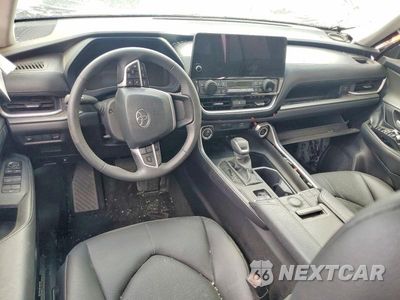 Zdjęcie 8 z 14 samochodu: 2026 TOYOTA GRAND HIGHLANDER XLE VIN:5TDAAAB58TS132408 - miniatura