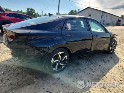 Trzecie zdjęcie samochodu z tyłu: 2023 HYUNDAI ELANTRA SEL VIN:KMHLS4AGXPU471386 - miniatura