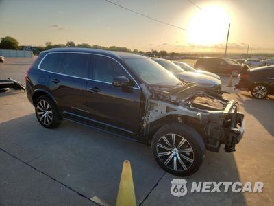 Czwarte zdjęcie samochodu z boku: 2023 VOLVO XC90 CORE VIN:YV4L12PV0P1941294 - miniatura