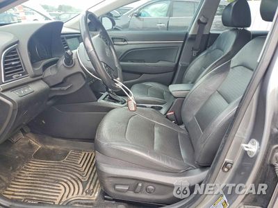 Zdjęcie 7 z 12 samochodu: 2017 HYUNDAI ELANTRA LIMITED VIN:KMHD84LFXHU067383 - miniatura