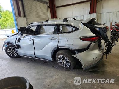 Drugie zdjęcie samochodu z przodu: 2022 TOYOTA HIGHLANDER HYBRID XLE VIN:5TDGBRCH1NS549919 - miniatura