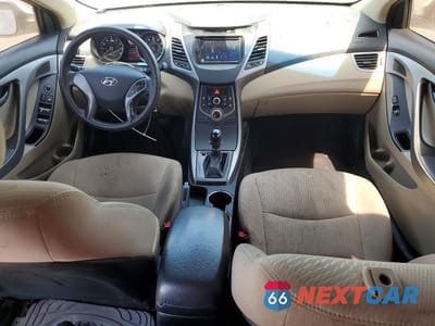 Zdjęcie 8 z 12 samochodu: 2016 HYUNDAI ELANTRA SE VIN:5NPDH4AE9GH772022 - miniatura