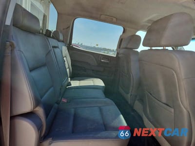Zdjęcie 10 z 12 samochodu: 2015 GMC SIERRA K3500 VIN:1GT421C88FF642183 - miniatura