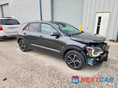 Czwarte zdjęcie samochodu z boku: 2026 KIA NIRO LX VIN:KNDCP3LE3T5328389 - miniatura