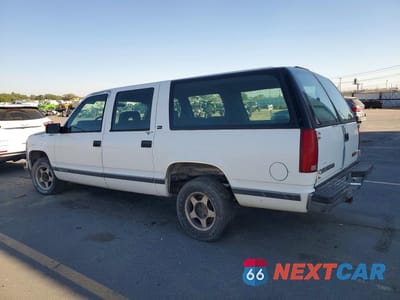 Drugie zdjęcie samochodu z przodu: 1994 GMC SUBURBAN C1500 VIN:1GKEC16K5RJ703455 - miniatura