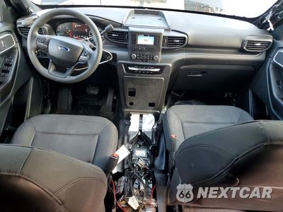 Zdjęcie 8 z 13 samochodu: 2023 FORD EXPLORER POLICE INTERCEPTOR VIN:1FM5K8ABXPGB37944 - miniatura