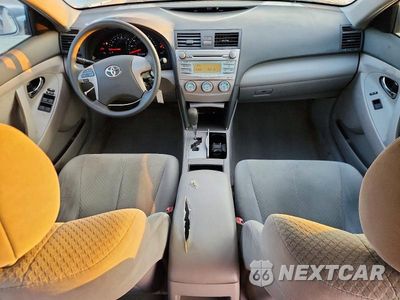 Zdjęcie 8 z 12 samochodu: 2008 TOYOTA CAMRY LE VIN:4T1BE46K68U257061 - miniatura