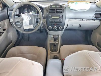 Zdjęcie 8 z 13 samochodu: 2009 KIA SPECTRA LX VIN:KNAFE222695655248 - miniatura