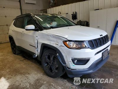 Czwarte zdjęcie samochodu z boku: 2021 JEEP COMPASS LATITUDE VIN:3C4NJDBB1MT533671 - miniatura