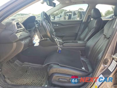 Zdjęcie 7 z 12 samochodu: 2019 HONDA INSIGHT TOURING VIN:19XZE4F98KE016205 - miniatura