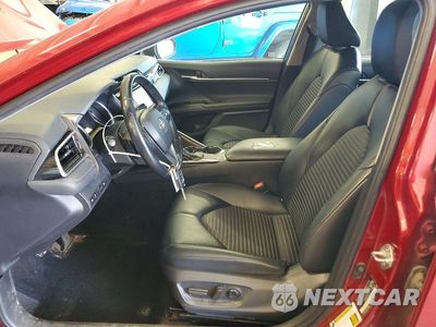 Zdjęcie 7 z 12 samochodu: 2018 TOYOTA CAMRY SE VIN:4T1B11HK8JU661086 - miniatura