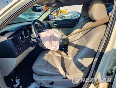 Zdjęcie 7 z 12 samochodu: 2005 DODGE MAGNUM SXT VIN:2D4FV48V25H155867 - miniatura
