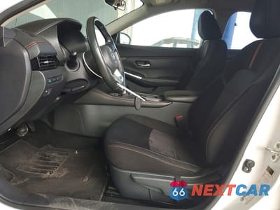 Zdjęcie 7 z 13 samochodu: 2021 NISSAN SENTRA SR VIN:3N1AB8DV7MY289167 - miniatura