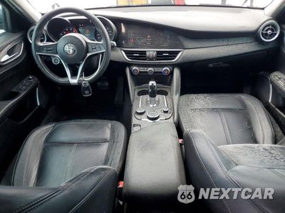 Zdjęcie 8 z 12 samochodu: 2019 ALFA ROMEO GIULIA VIN:ZARFAMAN0K7598020 - miniatura