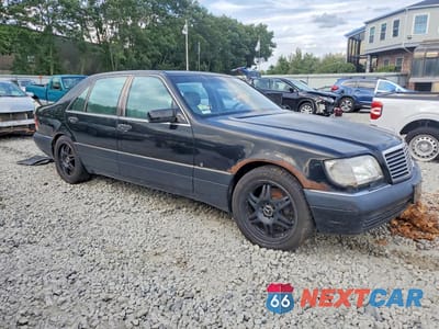 Czwarte zdjęcie samochodu z boku: 1997 MERCEDES-BENZ S 320 VIN:WDBGA33E6VA328821 - miniatura