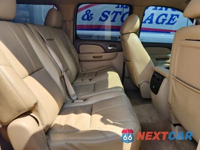 Zdjęcie 10 z 12 samochodu: 2011 GMC YUKON XL K1500 SLT VIN:1GKS2KE30BR196638 - miniatura