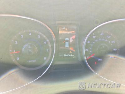 Zdjęcie 9 z 13 samochodu: 2014 HYUNDAI SANTA FE SPORT 2.4L VIN:5XYZU3LB3EG212600 - miniatura
