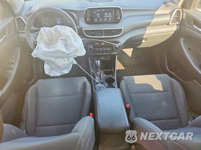 Zdjęcie 8 z 12 samochodu: 2019 HYUNDAI TUCSON SE VIN:KM8J23A41KU912371 - miniatura