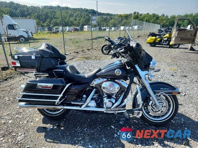 2003 HARLEY-DAVIDSON FLHTCUI SHRINE 1HD1FLW163Y636091 - główne zdjęcie licytacji z USA - miniatura