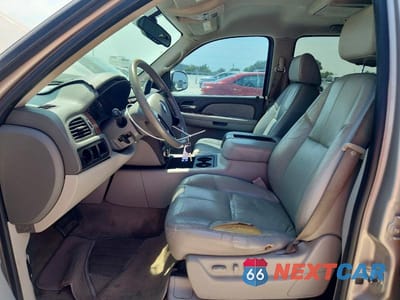 Zdjęcie 7 z 13 samochodu: 2007 CHEVROLET SUBURBAN C1500 VIN:3GNFC16037G226643 - miniatura