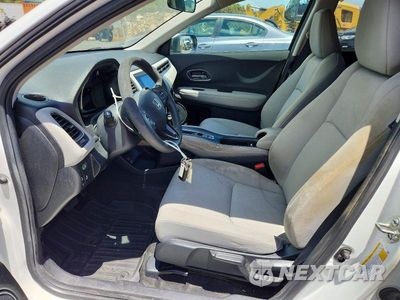 Zdjęcie 7 z 13 samochodu: 2020 HONDA HR-V EX VIN:3CZRU5H55LM712752 - miniatura