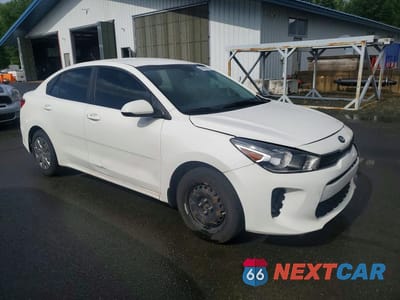 Czwarte zdjęcie samochodu z boku: 2020 KIA RIO LX VIN:3KPA24AD3LE261397 - miniatura