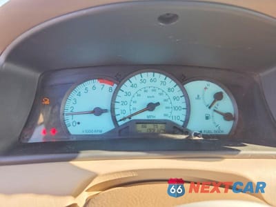 Zdjęcie 9 z 12 samochodu: 2004 TOYOTA COROLLA LE VIN:1NXBR32E94Z281668 - miniatura
