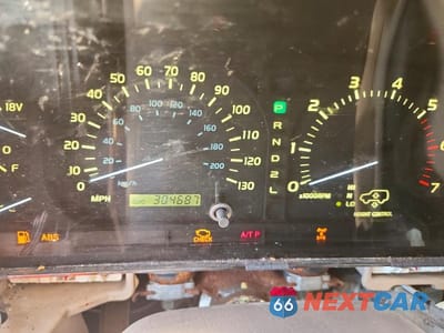 Zdjęcie 9 z 14 samochodu: 1998 LEXUS LX 470 VIN:JT6HT00W9W0020195 - miniatura