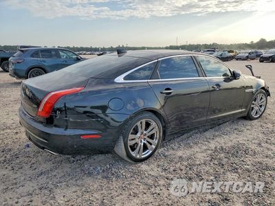 Trzecie zdjęcie samochodu z tyłu: 2016 JAGUAR XJL PORTFOLIO VIN:SAJWA2G70G8V92485 - miniatura